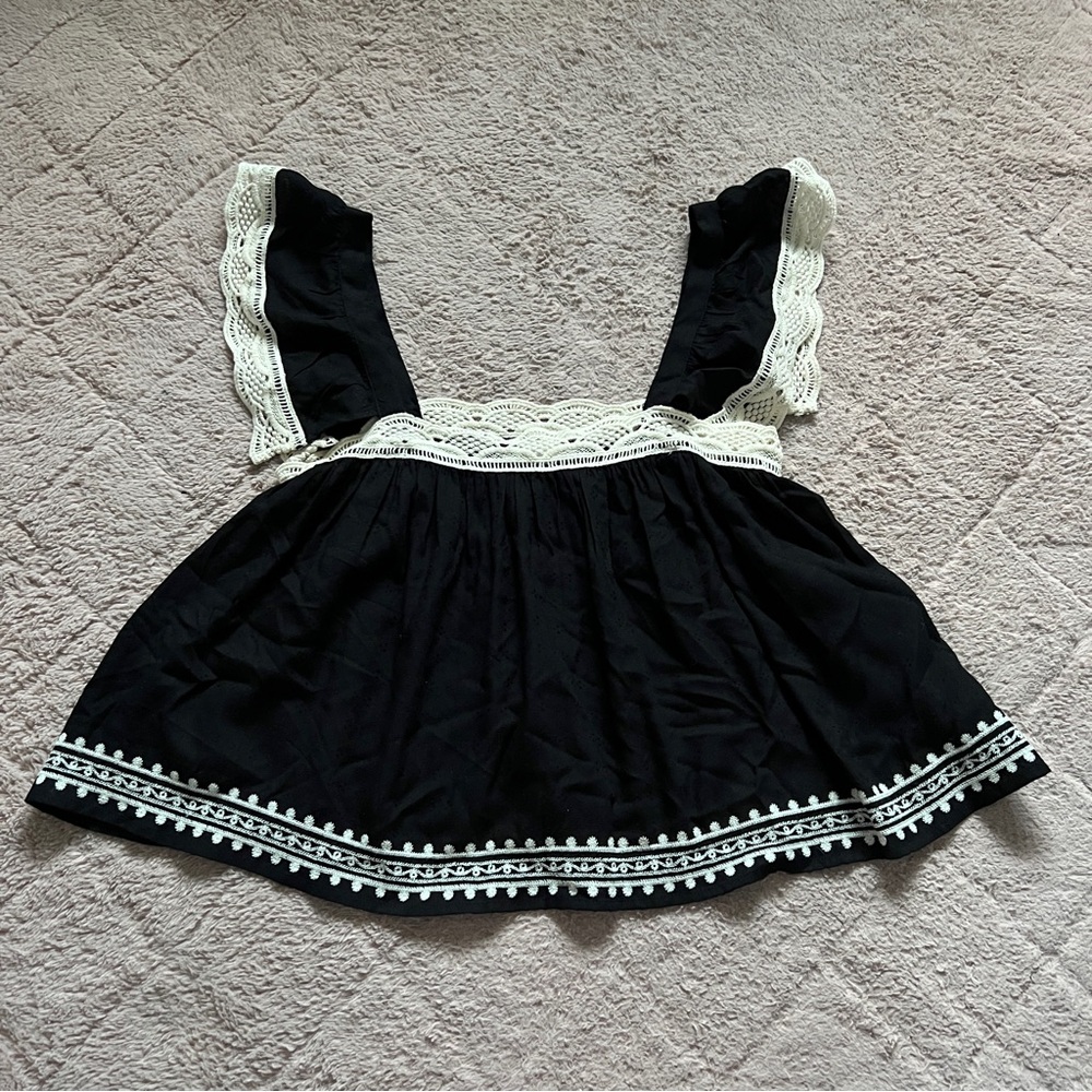 NWT Band of the Free Embroidered Square Neck Crop Top Preppy Cottage Size XS